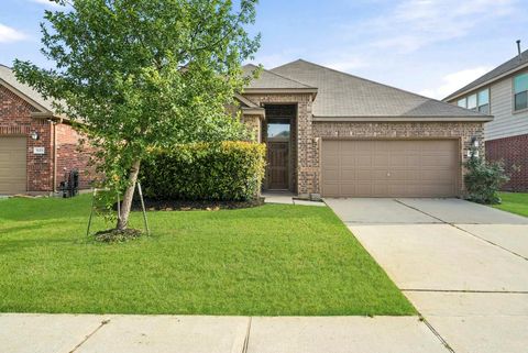 Homes For Rent - 16430 Sheffield Run Drive<br/> Houston, TX 77084
