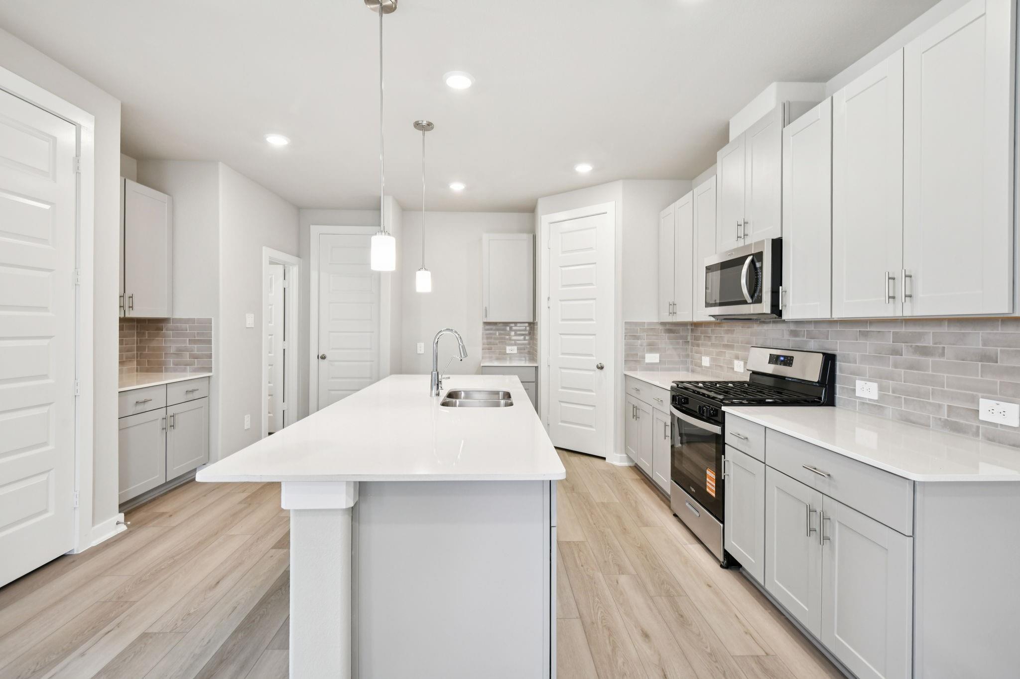 1007 Cedar Place Lane