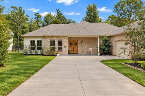 Photo of 12134 S Tara Plantation Drive, Tomball, TX 77375 (MLS # 92690924)
