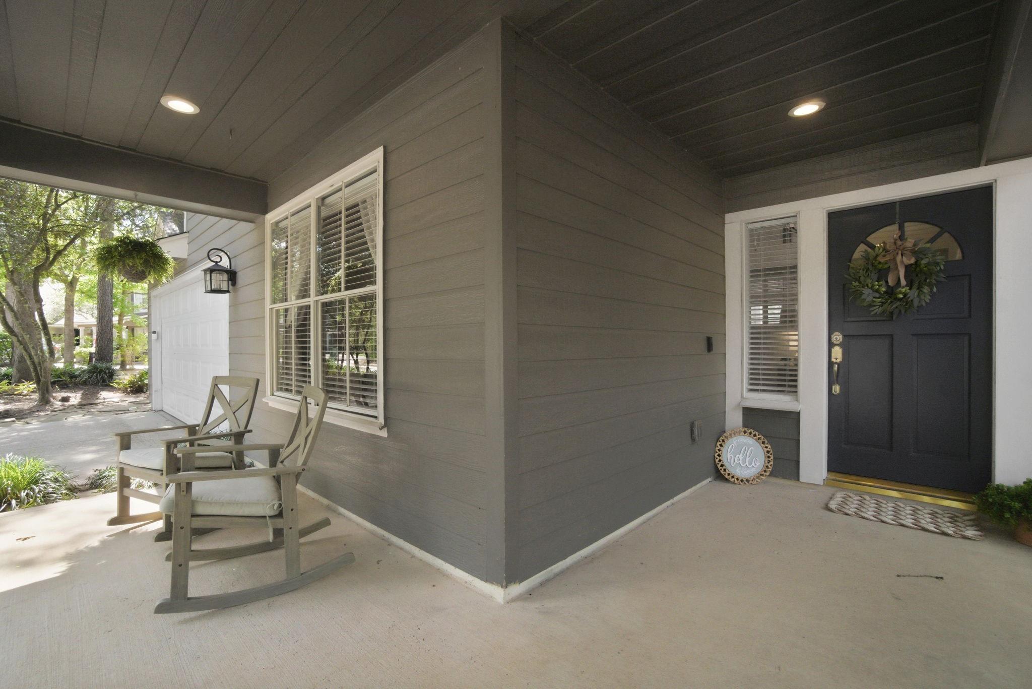 19 E New Avery Place