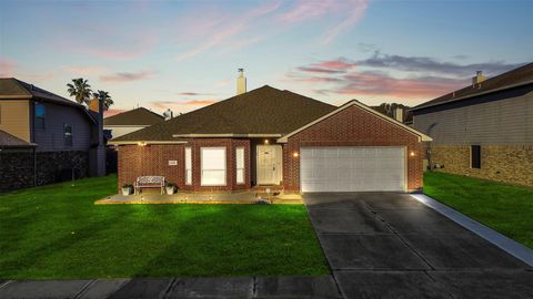 Homes For Sale - 8018 Fox Street<br/> Chambers County, Baytown, TX 77523