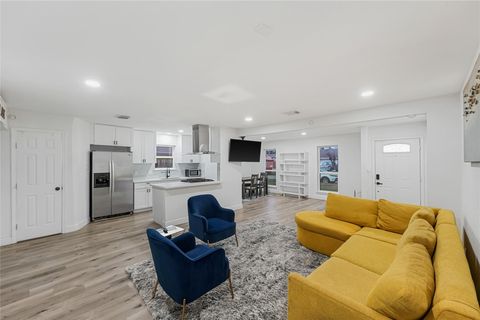 Tiny photo for 9618 Glenwood Forest Drive, Houston, TX 77078 (MLS # 18908773)