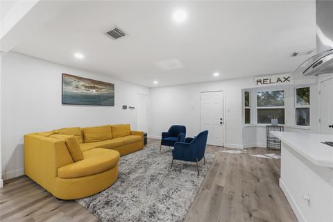 Tiny photo for 9618 Glenwood Forest Drive, Houston, TX 77078 (MLS # 18908773)