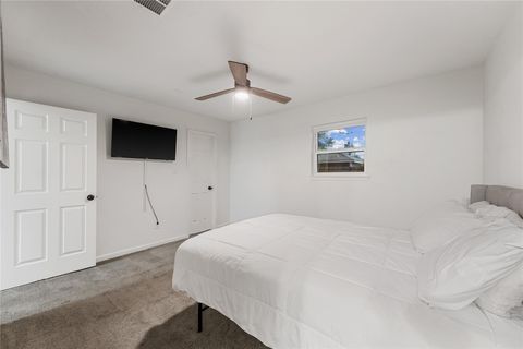 Tiny photo for 9618 Glenwood Forest Drive, Houston, TX 77078 (MLS # 18908773)