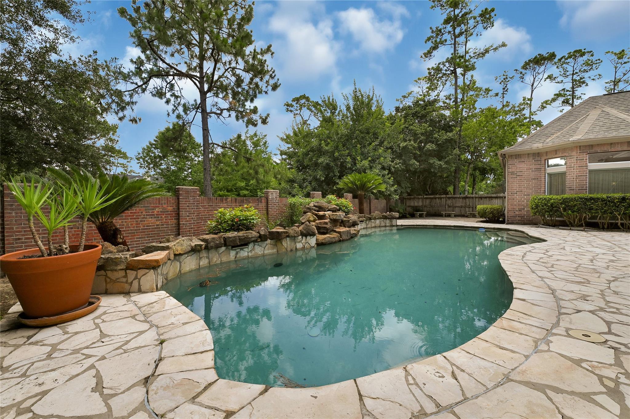 709 Hidden Woods Lane