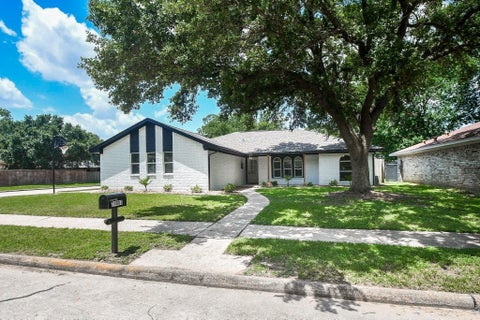 Photo of 29003 Raestone Street, Spring, TX 77386 (MLS # 40901757)