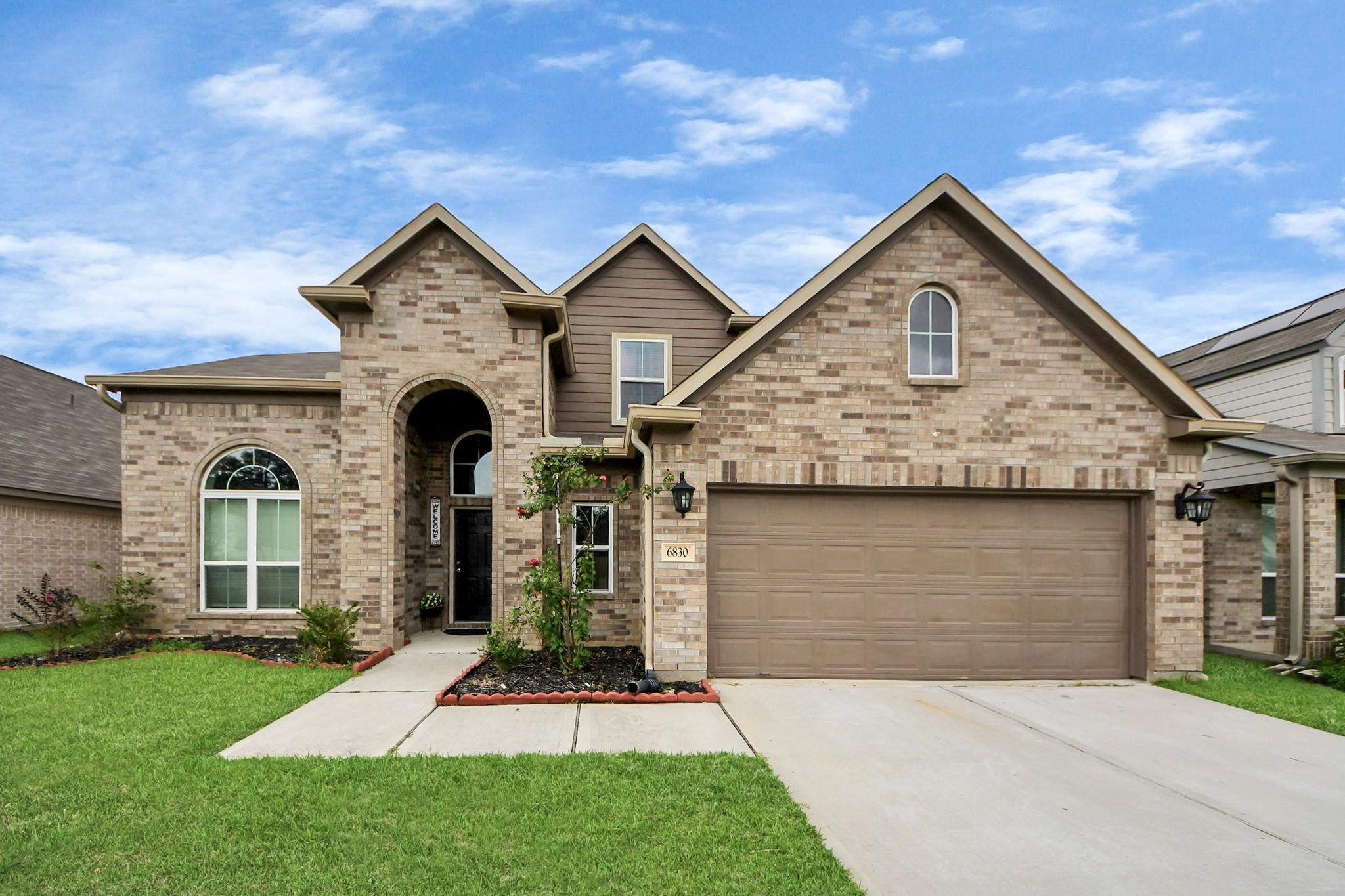 6830 Cypress Woods Mist Trail