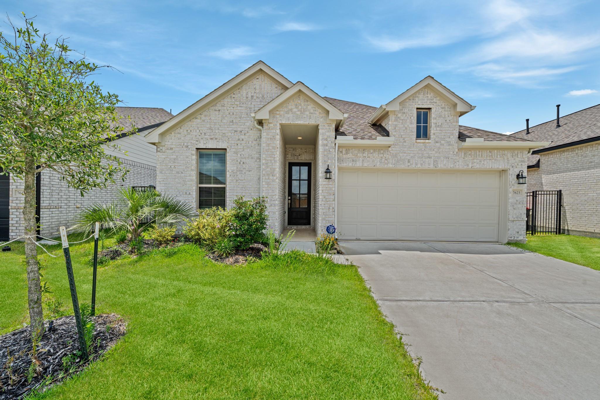 7623 Coral Lake Drive
