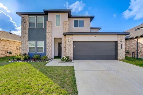 Photo of 4330 N Kircher Park Lane N, Fulshear, TX 77441 (MLS # 3198673)