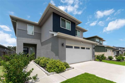 Photo of 12812 Barnesbury Lane, Houston, TX 77047 (MLS # 71738732)