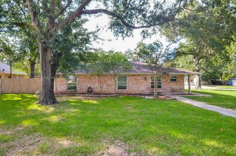 Homes For Sale - 2615 Brazeal Street<br/> Waller, TX 77484