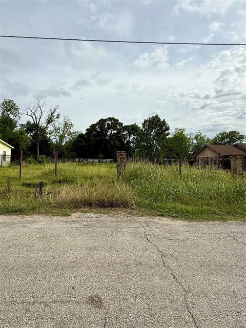 Photo of 779 Pickering, Houston, TX 77091 (MLS # 25969464)