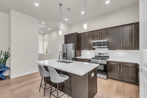 Tiny photo for 144 Knightsbridge Park Lane, Houston, TX 77018 (MLS # 53939103)