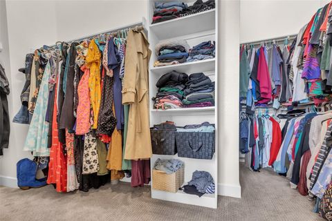 Tiny photo for 144 Knightsbridge Park Lane, Houston, TX 77018 (MLS # 53939103)