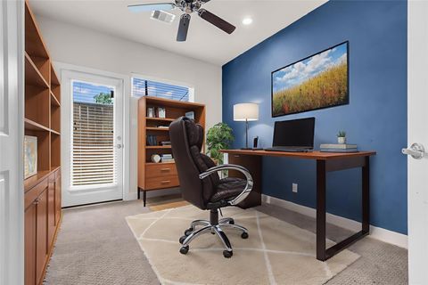 Tiny photo for 144 Knightsbridge Park Lane, Houston, TX 77018 (MLS # 53939103)