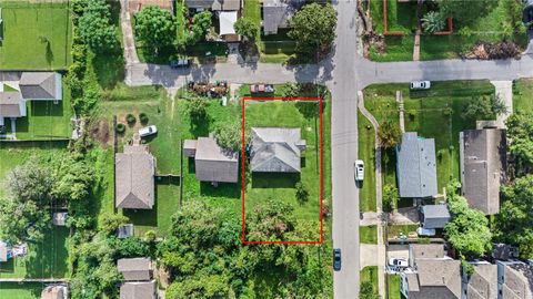 Photo of 204 Blueberry Street, Houston, TX 77018 (MLS # 53950222)