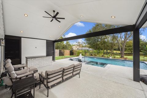 205 W Bayou Drive Dickinson TX 77539