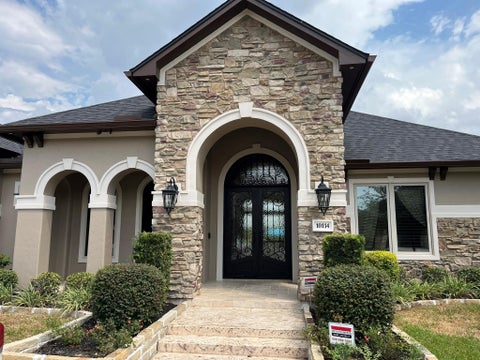 Homes For Sale - 10114 E Frio River Circle<br/> Cypress, TX 77433