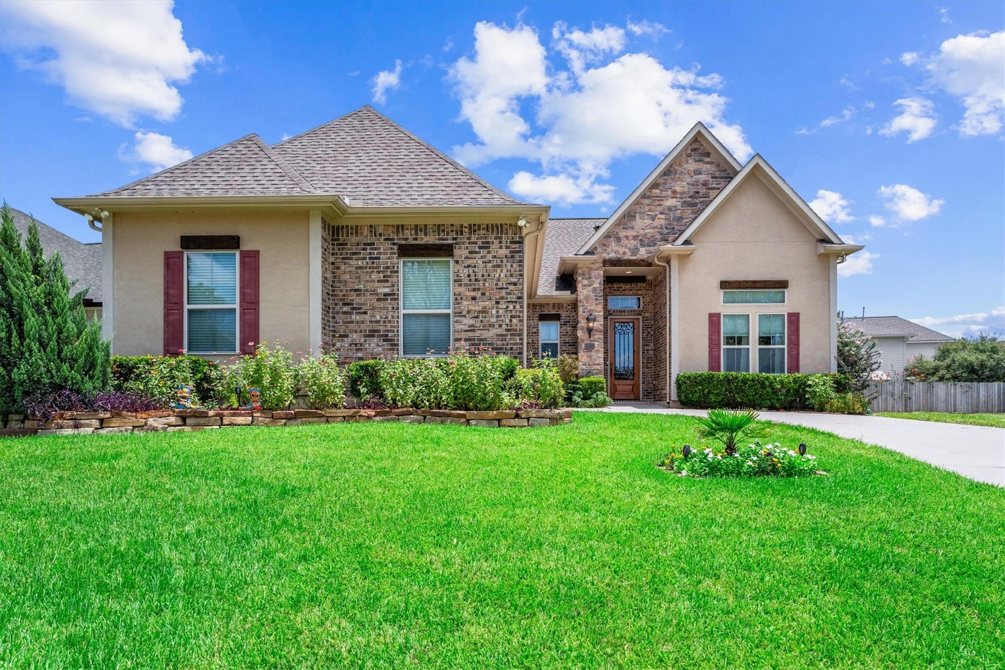 26 Newberry Court