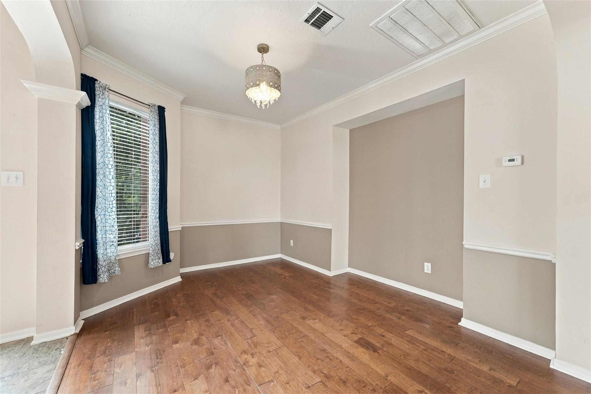 2827 Cottonwood Walk Court