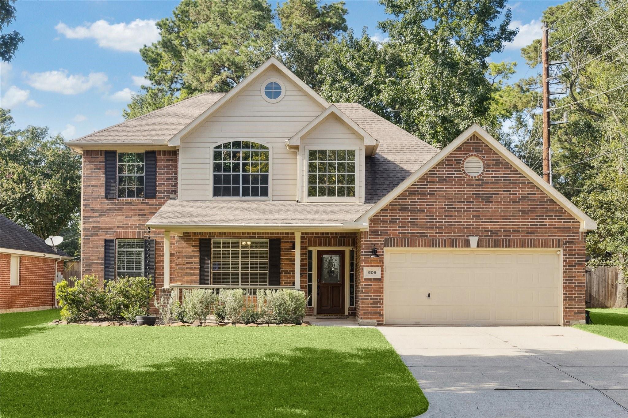 606 Pine Walk Trail