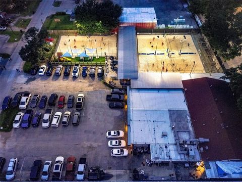 Tiny photo for 1339 Gardenia Drive, Houston, TX 77018 (MLS # 49418393)