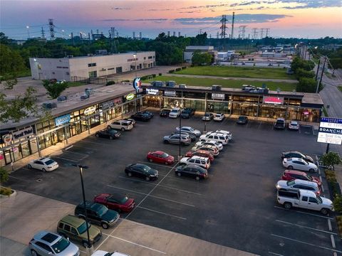 Tiny photo for 1339 Gardenia Drive, Houston, TX 77018 (MLS # 49418393)