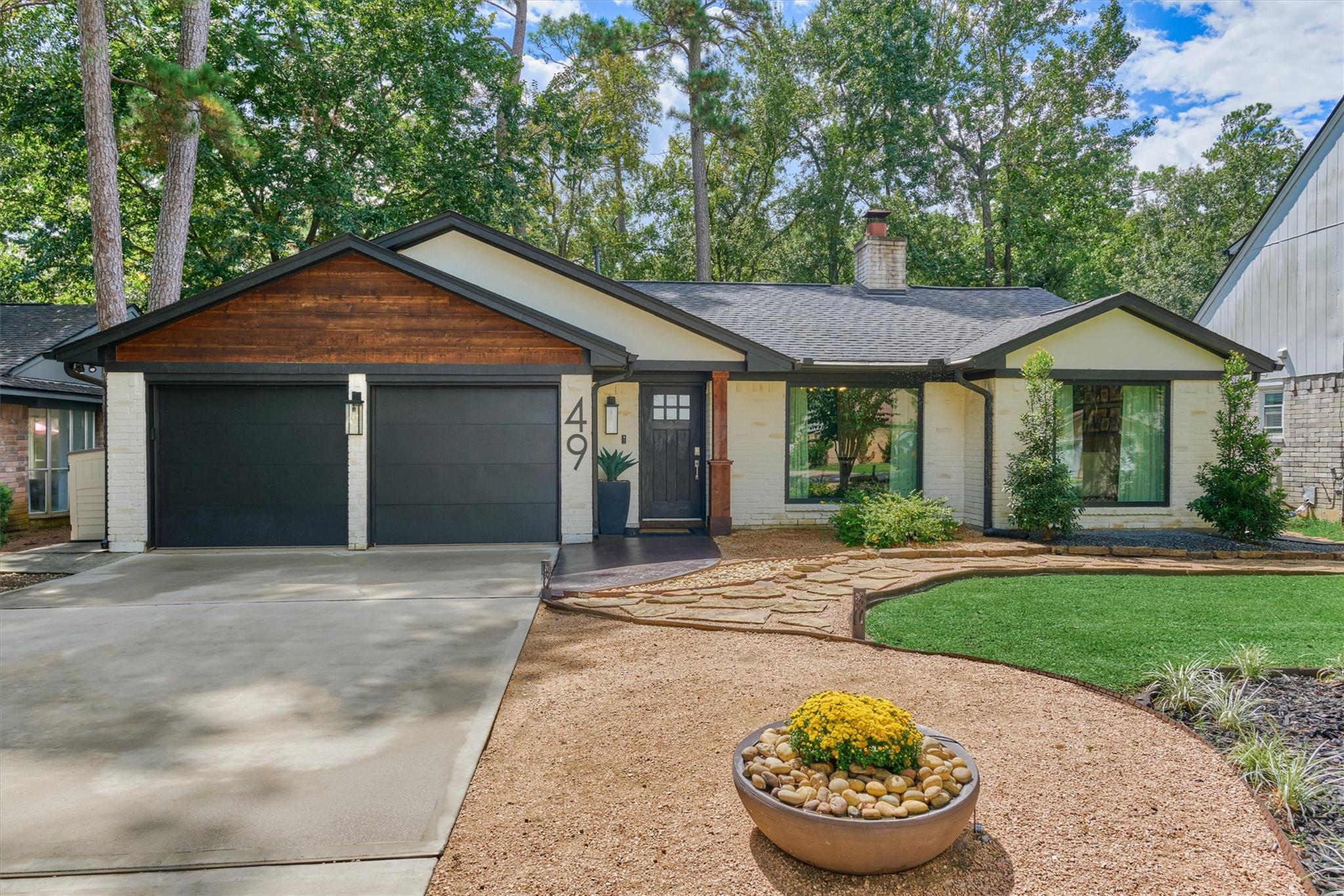 49 N Deerfoot Circle