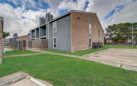 Photo of 8034 Antoine Drive #136, Houston, TX 77088 (MLS # 26704706)