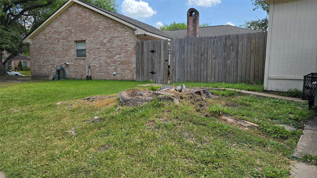 Photo of 2102 Round Lake Drive, Houston, TX 77077 (MLS # 98760288)