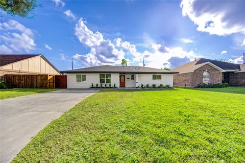 Photo of 4830 Teton Street, Houston, TX 77033 (MLS # 86553702)