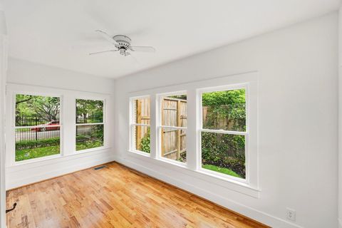 Tiny photo for 617 Harold Street, Houston, TX 77006 (MLS # 10902723)