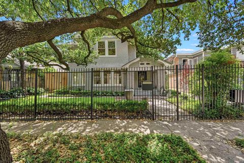 Tiny photo for 617 Harold Street, Houston, TX 77006 (MLS # 10902723)