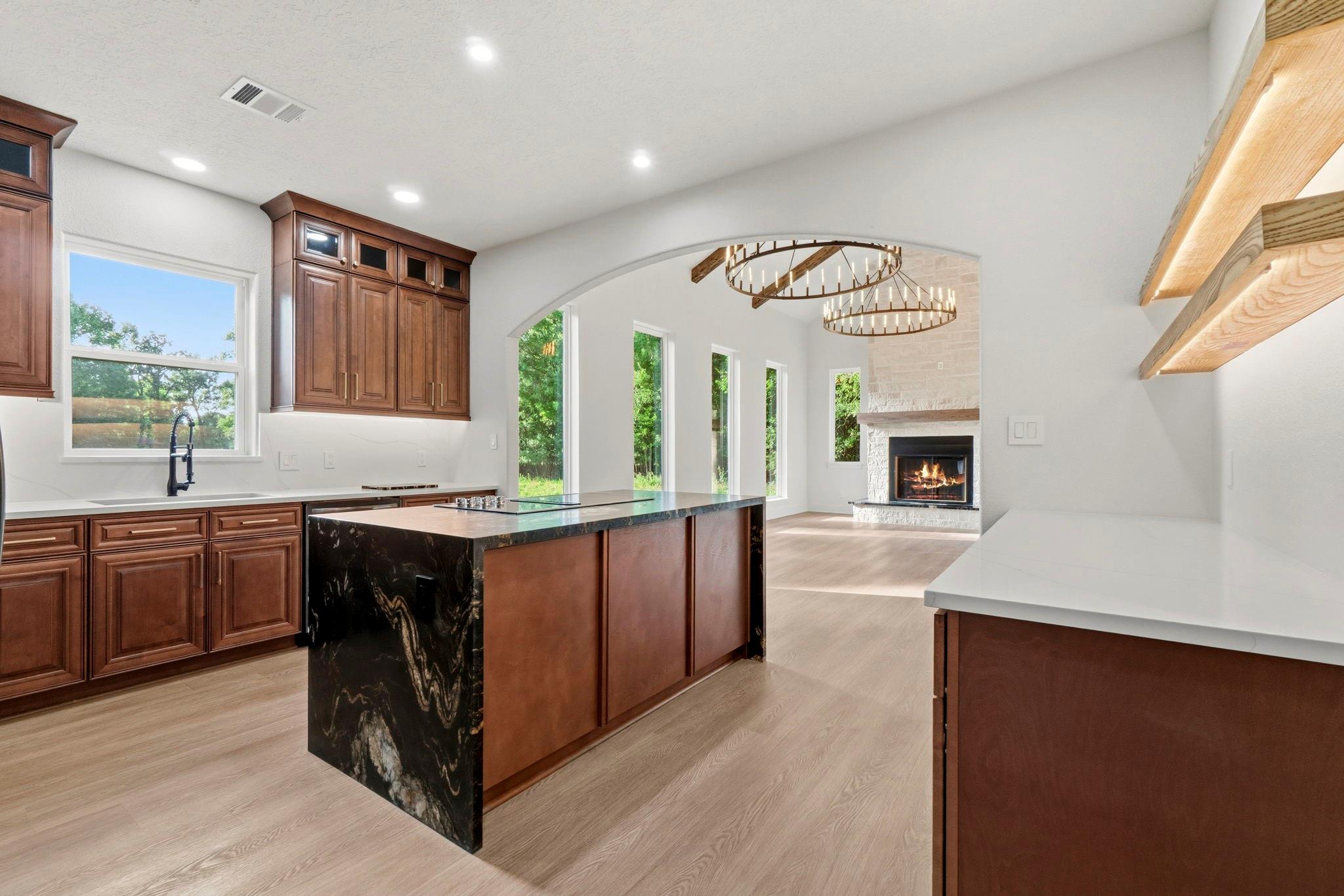 533 Candlelight Lane