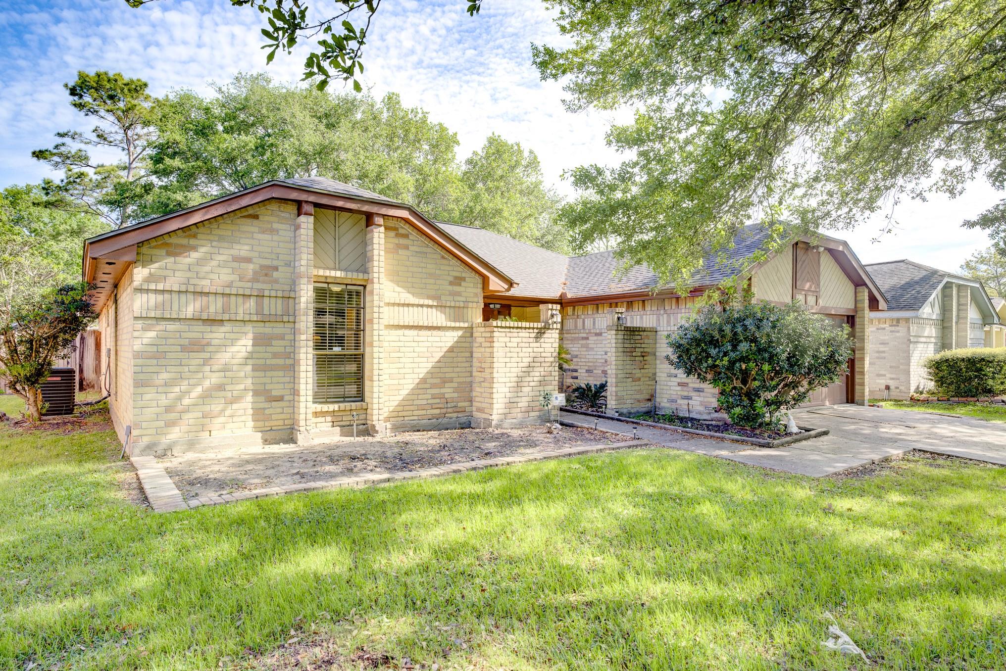 16134 Beechnut Street