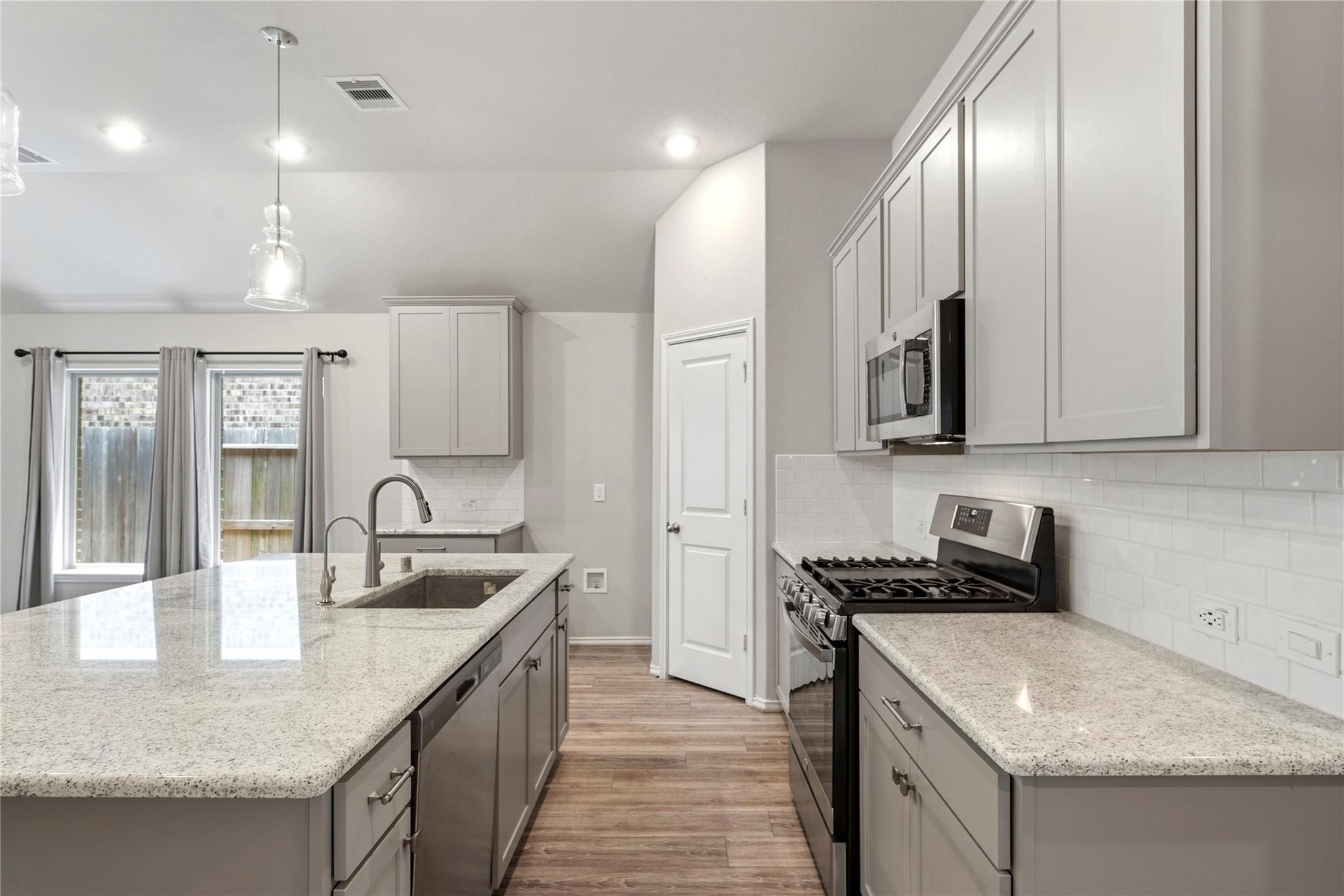 10818 Cassiopeia Creek Circle