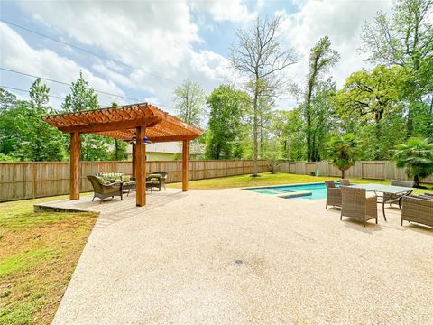 Photo of 11 Orion Star Court, The Woodlands, TX 77382 (MLS # 87594345)