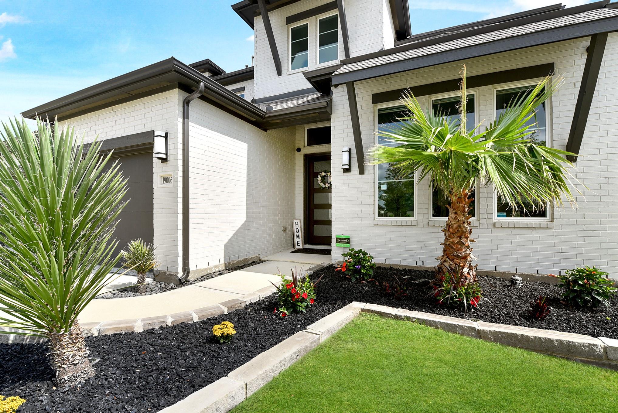 19006 Dappled Mare Circle