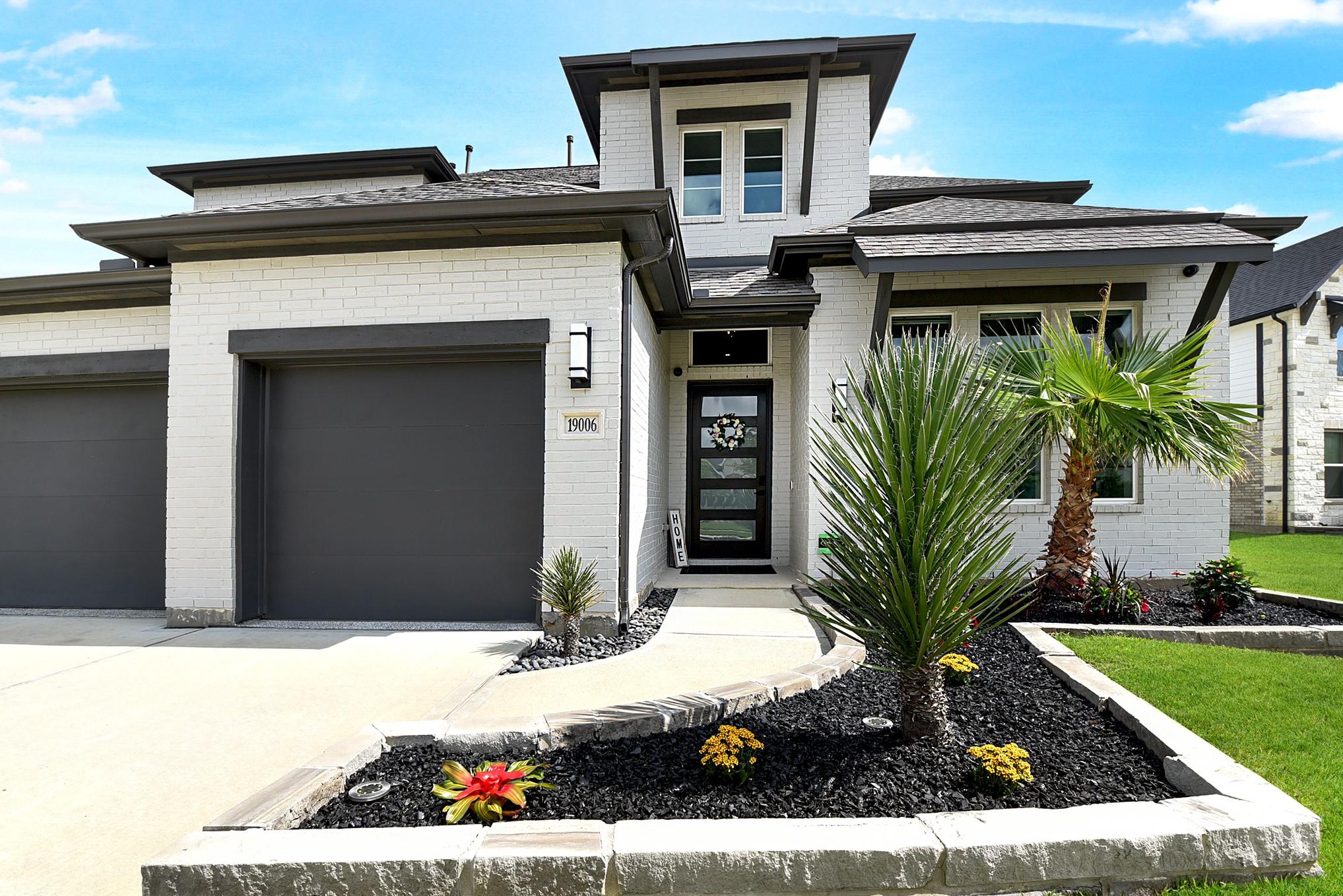 19006 Dappled Mare Circle