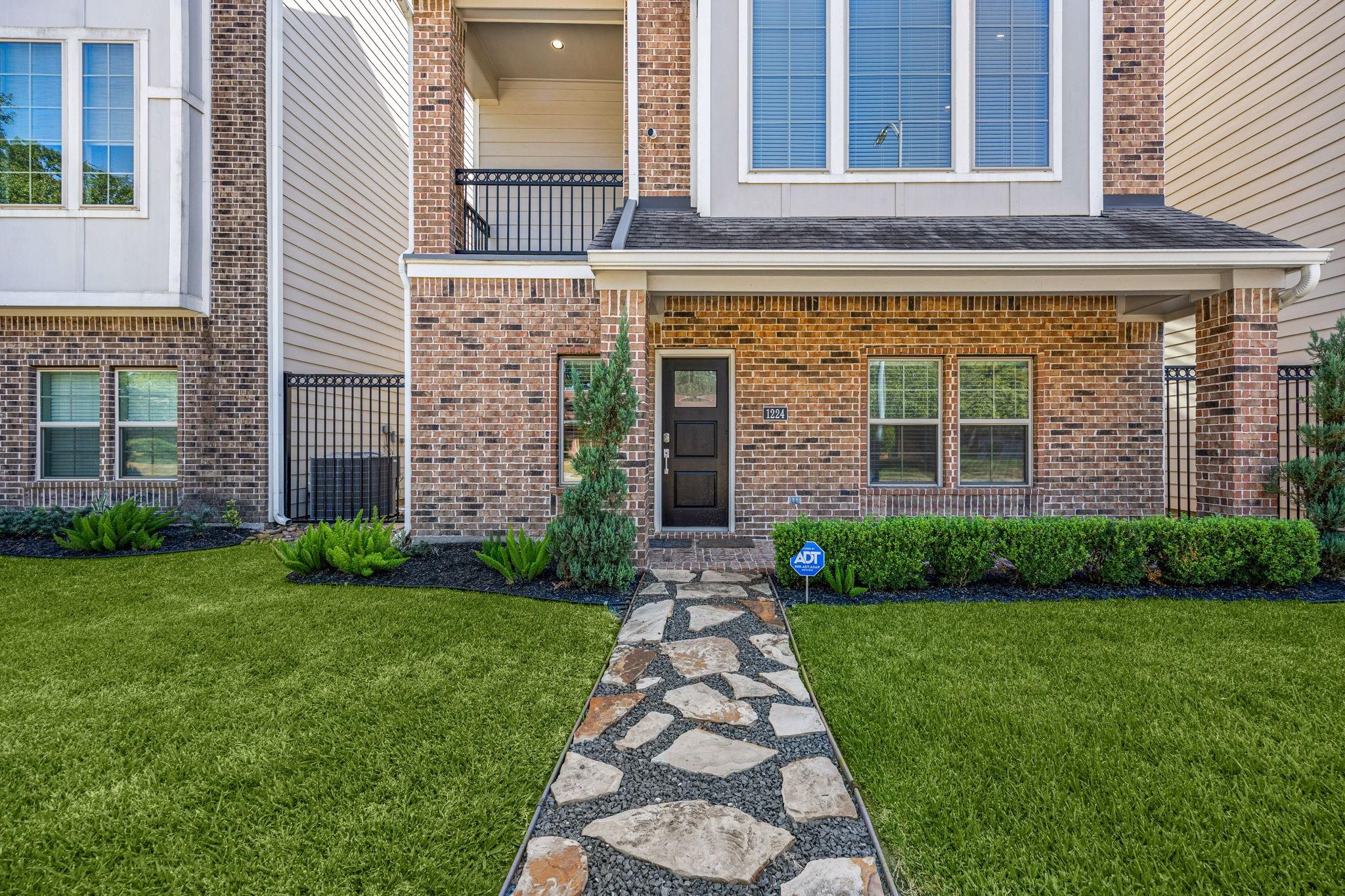 1224 Murrayhill Drive