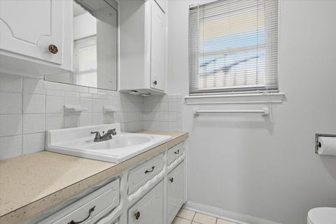 Tiny photo for 1718 Droxford Drive, Houston, TX 77008 (MLS # 34435919)