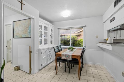 Tiny photo for 1718 Droxford Drive, Houston, TX 77008 (MLS # 34435919)