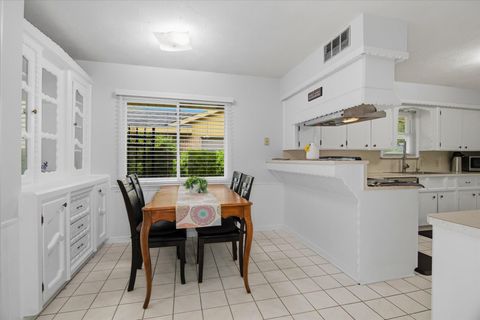 Tiny photo for 1718 Droxford Drive, Houston, TX 77008 (MLS # 34435919)