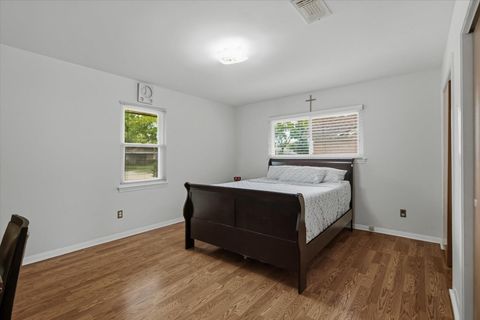 Tiny photo for 1718 Droxford Drive, Houston, TX 77008 (MLS # 34435919)