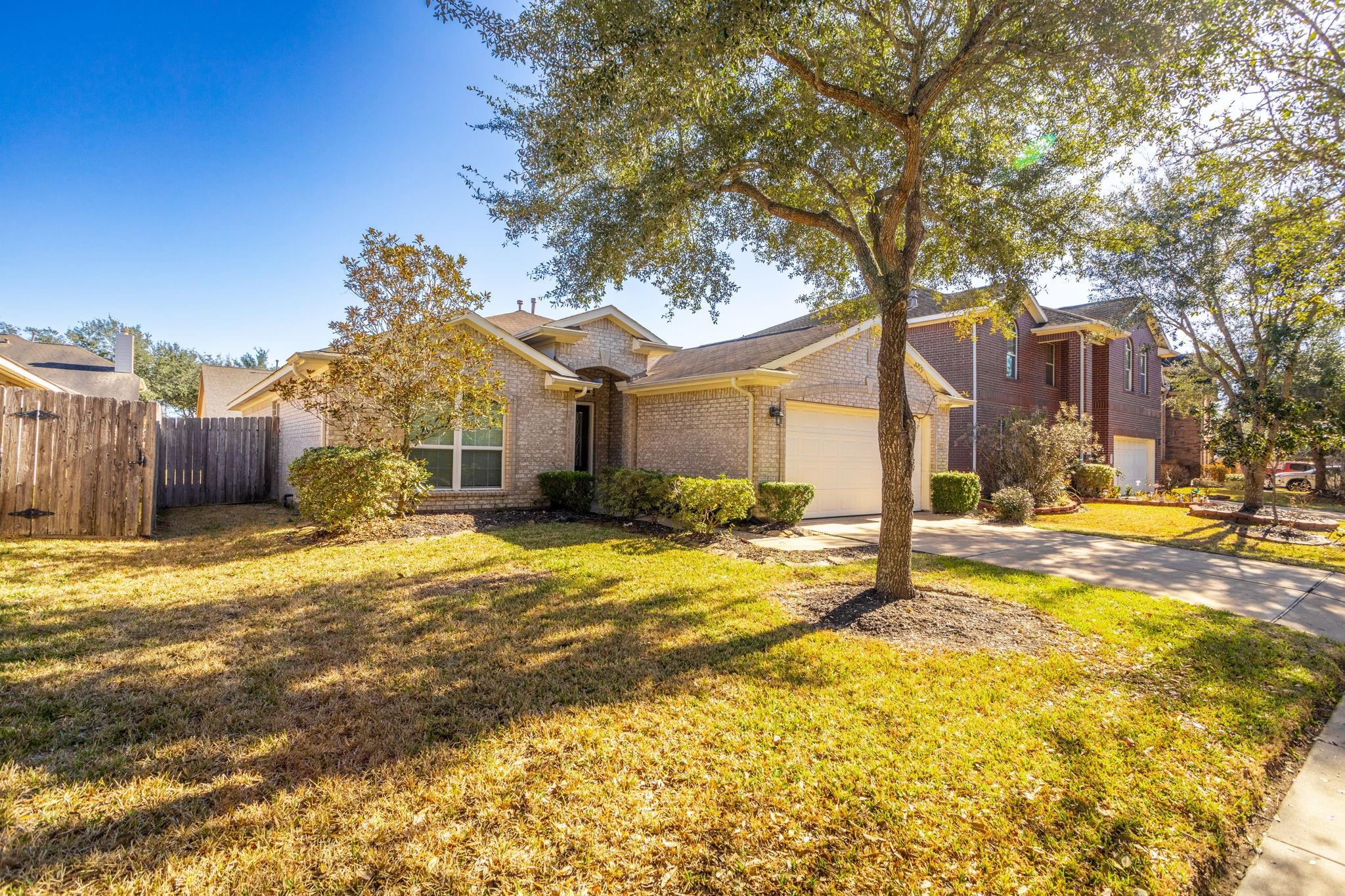 6022 Strong Bank