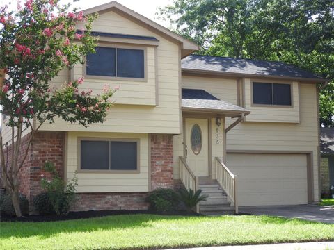 Photo of 935 Grand Junction Drive, Katy, TX 77450 (MLS # 57630046)
