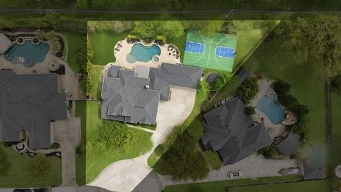 Photo of 10426 Waterstone Estates Court, Tomball, TX 77375 (MLS # 78309299)