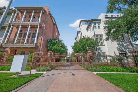 Tiny photo for 912 Lovett Blvd #B, Houston, TX 77006 (MLS # 45050208)