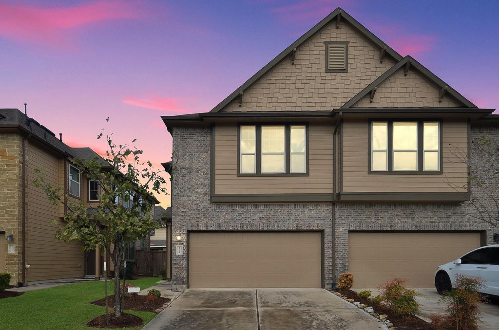 Photo of 12235 Stellano Lane, Richmond, TX 77406 (MLS # 81761231)