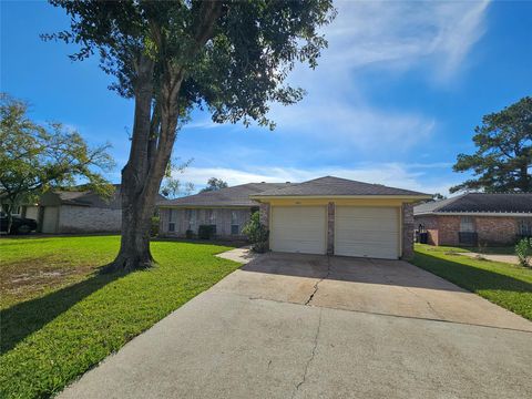 Photo of 5031 Whispering Falls Drive, Houston, TX 77084 (MLS # 43296131)